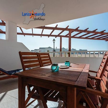 Vivienda Vacacional Ocean Pearl Costa Teguise Kültér fotó