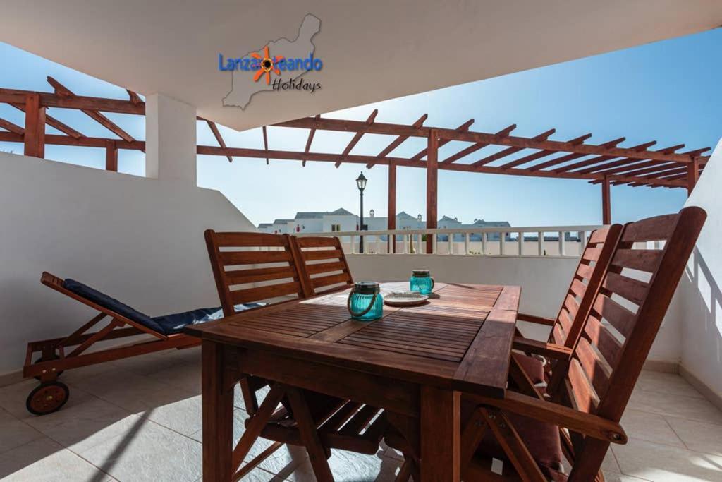 Vivienda Vacacional Ocean Pearl Costa Teguise Kültér fotó