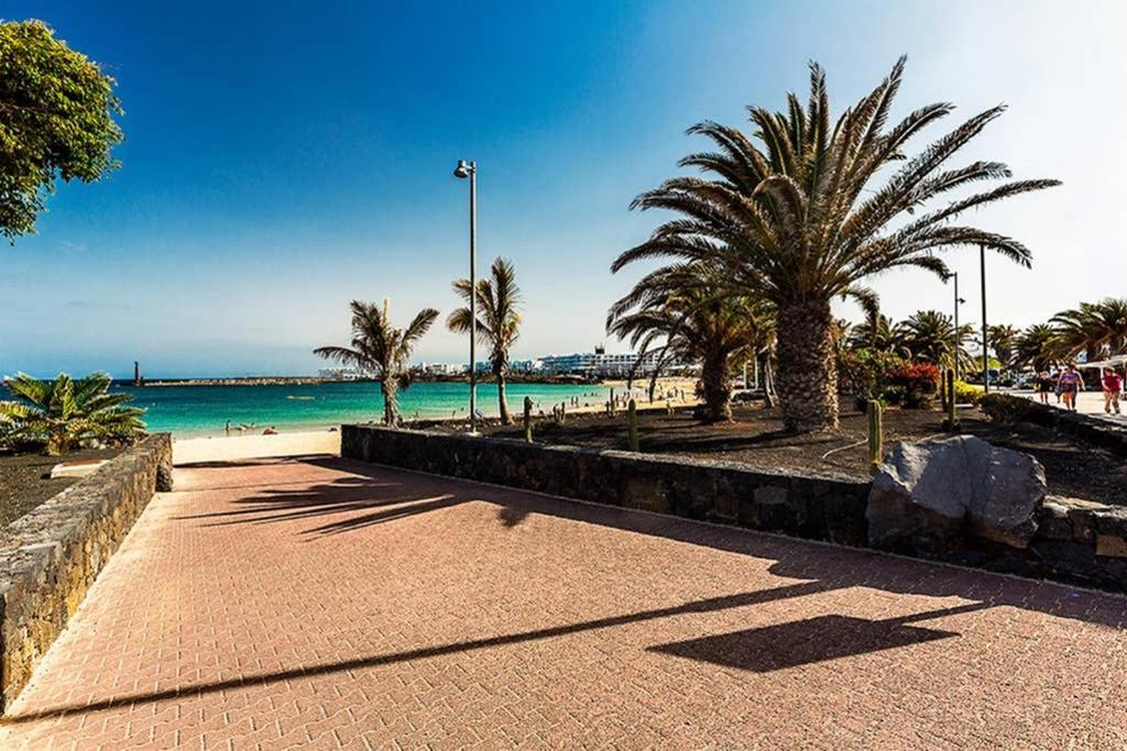 Vivienda Vacacional Ocean Pearl Costa Teguise Kültér fotó